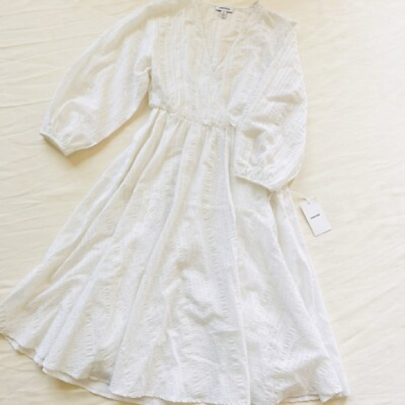 Nordstrom Dresses & Skirts - Nordstrom white cotton long-sleeve wrap dress size S